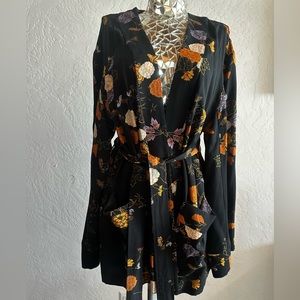 🖤CLOSET CLEAR OUT🧡 Free People 👘 Kimono